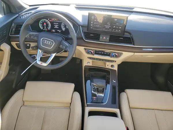 WA1F2AFY8R2015042 2024 AUDI Q5 - Image 8