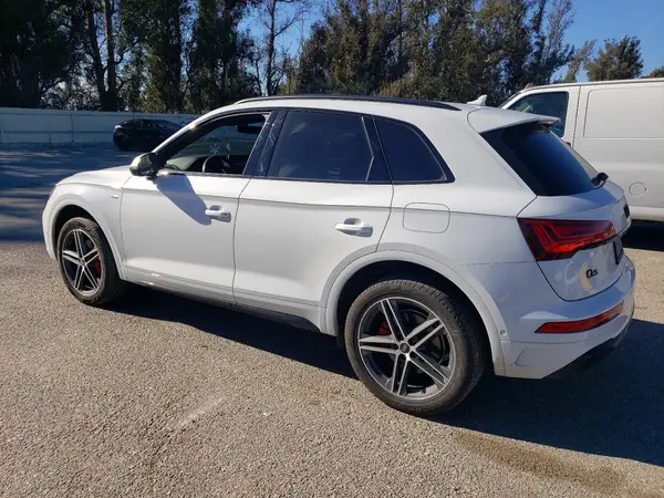 WA1F2AFY8R2104013 2024 AUDI Q5 - Image 2