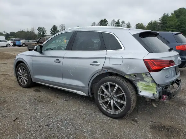 WA1F2BFYXM2042984 2021 AUDI Q5 - Image 2