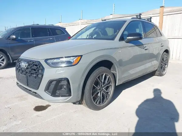 WA1FAAFY0M2090796 2021 AUDI Q5 - Image 2