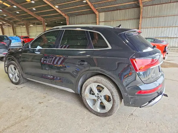 WA1FAAFY0N2042538 2022 AUDI Q5 - Image 2