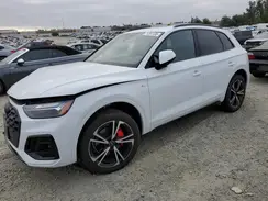 WA1FAAFY0S2021636 2025 AUDI Q5