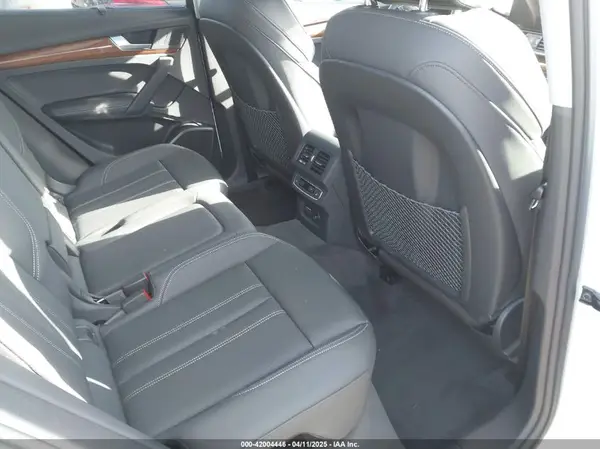 WA1FAAFY1P2004173 2023 AUDI Q5 - Image 8