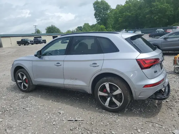 WA1FAAFY1R2092306 2024 AUDI Q5 - Image 2