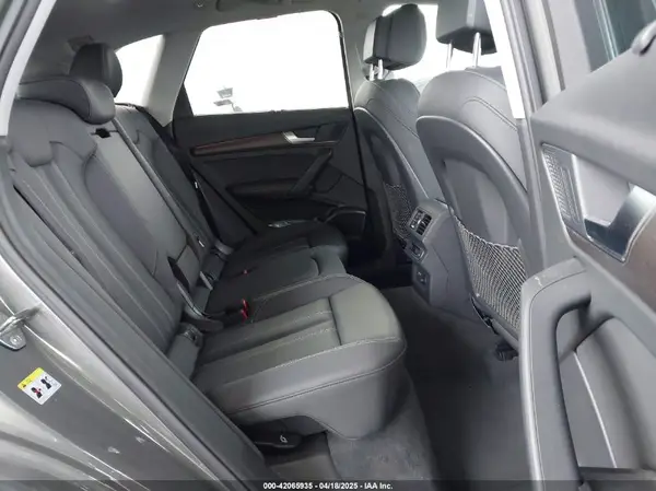 WA1FAAFY2P2016428 2023 AUDI Q5 - Image 8