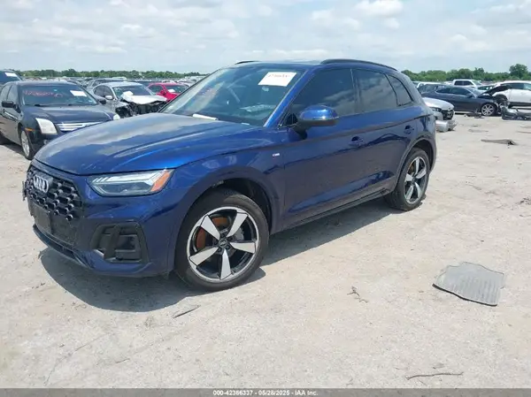WA1FAAFY3N2006634 2022 AUDI Q5 - Image 2