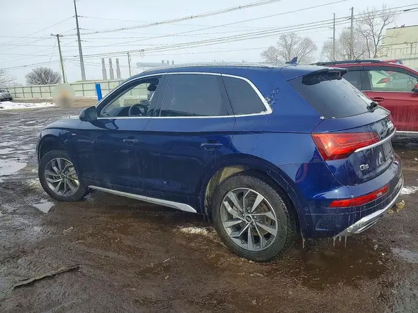 WA1FAAFY4N2056412 2022 AUDI Q5 - Image 2