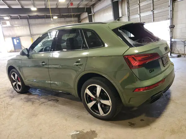 WA1FAAFY4R2025800 2024 AUDI Q5 - Image 2