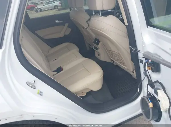 WA1FAAFY5N2027503 2022 AUDI Q5 - Image 8
