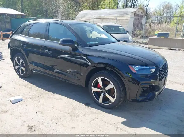 WA1FAAFY5R2134976 2024 AUDI Q5 - Image 1