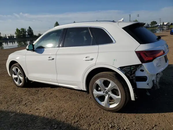 WA1FAAFY6M2094769 2021 AUDI Q5 - Image 2