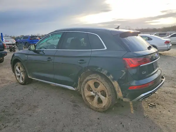 WA1FAAFY6N2025775 2022 AUDI Q5 - Image 2