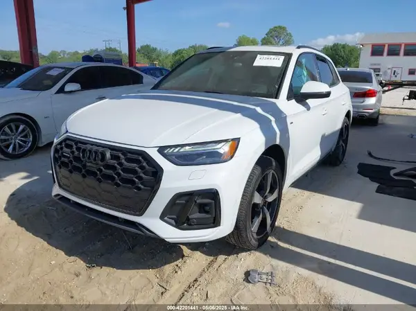 WA1FAAFY6P2009630 2023 AUDI Q5 - Image 2