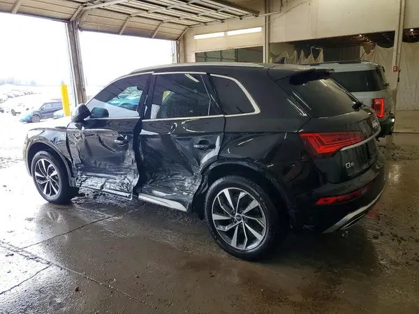 WA1FAAFY6R2002888 2024 AUDI Q5 - Image 2