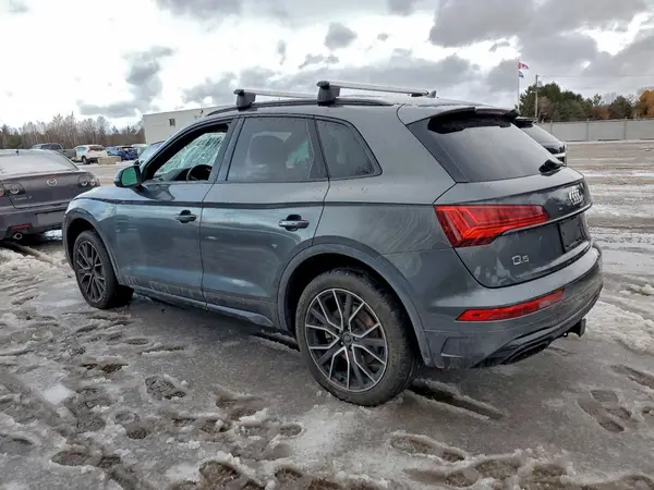 WA1FAAFY7M2062901 2021 AUDI Q5 - Image 2