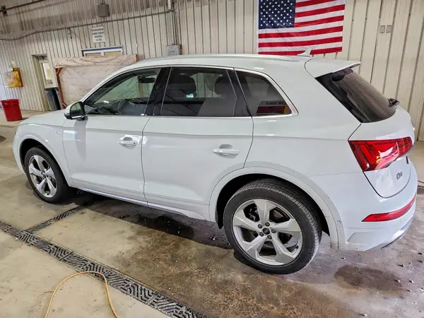 WA1FAAFY7P2182055 2023 AUDI Q5 - Image 2