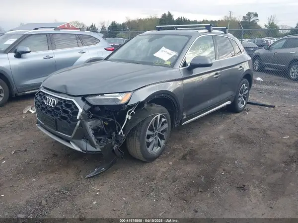 WA1FAAFY8R2007316 2024 AUDI Q5 - Image 2