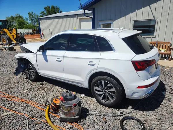 WA1FAAFY8R2024276 2024 AUDI Q5 - Image 2