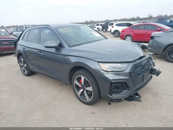 WA1FAAFY8R2031406 2024 AUDI Q5 - Image 1