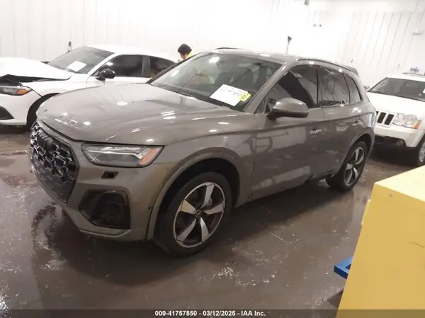 WA1FAAFY9P2114601 2023 AUDI Q5 - Image 2