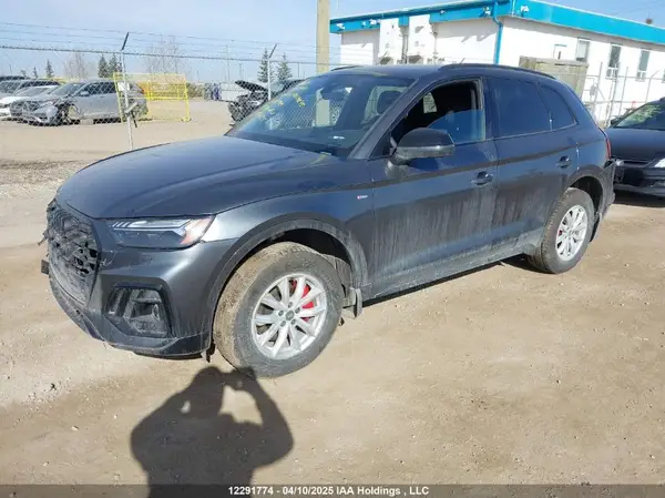 WA1FAAFY9R2075964 2024 AUDI Q5 - Image 2
