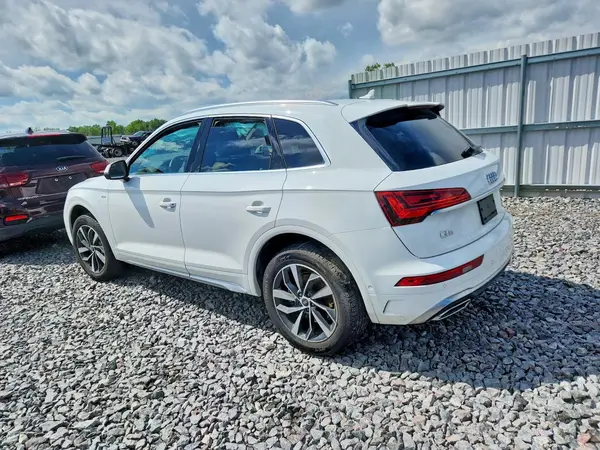 WA1FAAFYXN2027268 2022 AUDI Q5 - Image 2