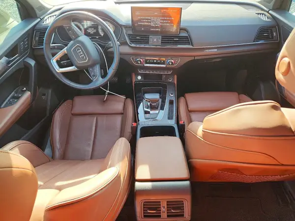 WA1FAAFYXN2054714 2022 AUDI Q5 - Image 8