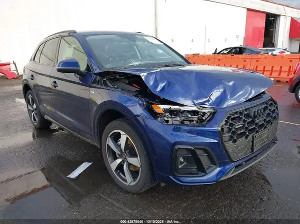 WA1FAAFYXP2072908 2023 AUDI Q5 - Image 1