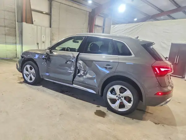 WA1FAAFYXP2164312 2023 AUDI Q5 - Image 2