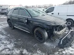 WA1FAAFYXR2071700 2024 AUDI Q5