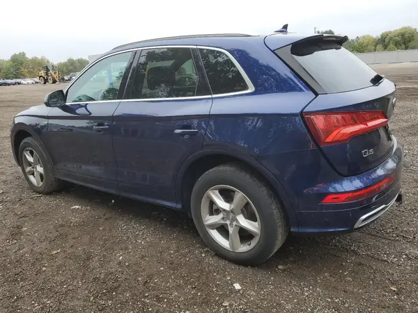 WA1FNAFY0K2019406 2019 AUDI Q5 - Image 2