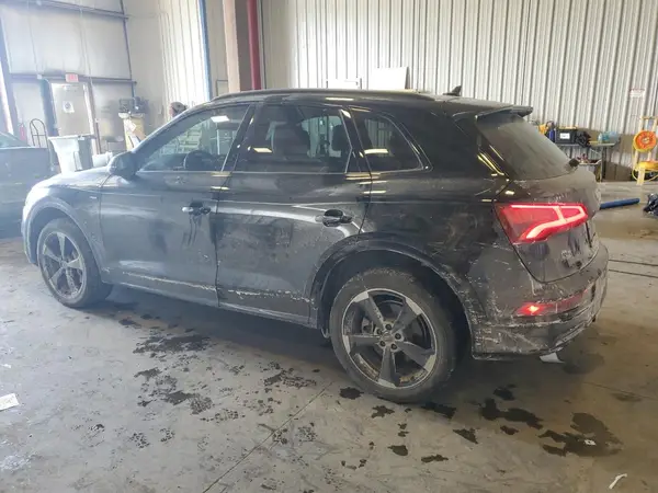 WA1FNAFY1K2026607 2019 AUDI Q5 - Image 2