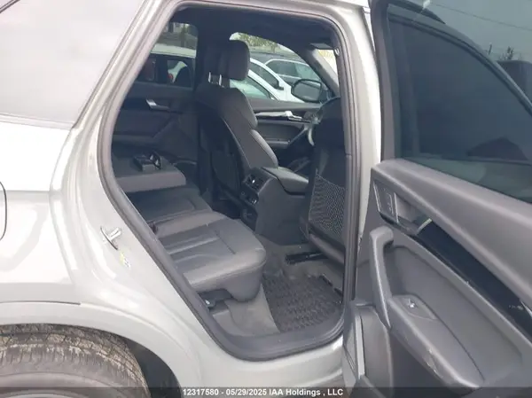 WA1FNAFY1L2078059 2020 AUDI Q5 - Image 8