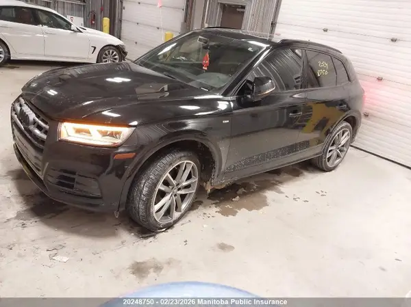 WA1FNAFY3J2030625 2018 AUDI Q5 - Image 2