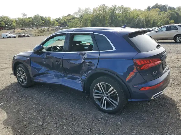 WA1FNAFY3J2115450 2018 AUDI Q5 - Image 2