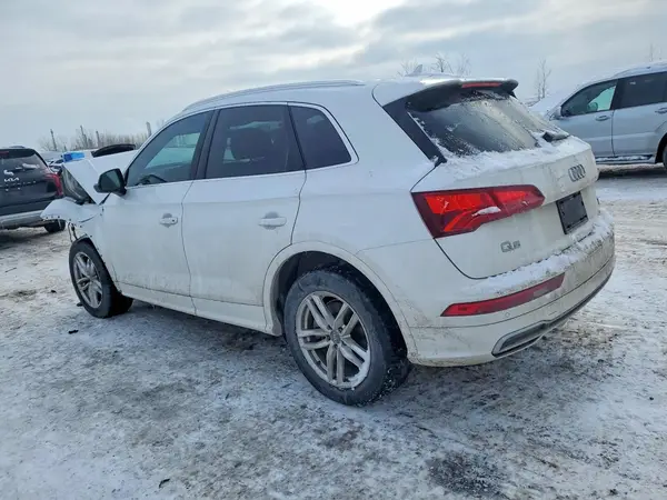 WA1FNAFY4J2021934 2018 AUDI Q5 - Image 2
