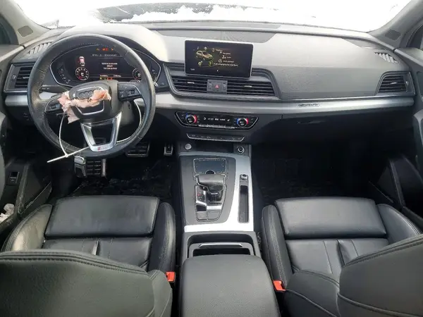WA1FNAFY4J2021934 2018 AUDI Q5 - Image 8