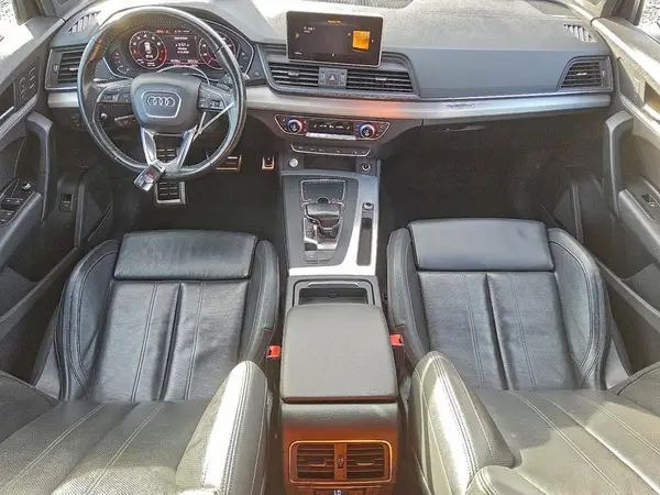 WA1FNAFY5J2007640 2018 AUDI Q5 - Image 8