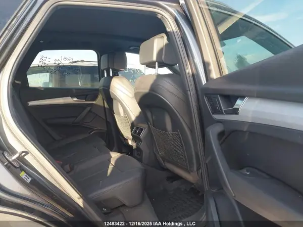 WA1FNAFY5J2145694 2018 AUDI Q5 - Image 8