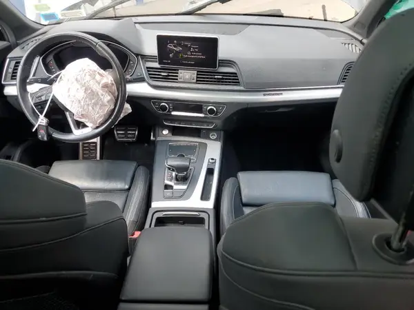 WA1FNAFY5K2091766 2019 AUDI Q5 - Image 8