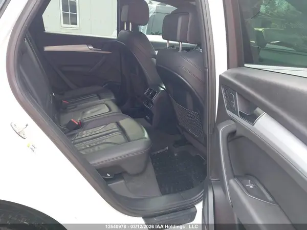 WA1FNAFY6J2009381 2018 AUDI Q5 - Image 8