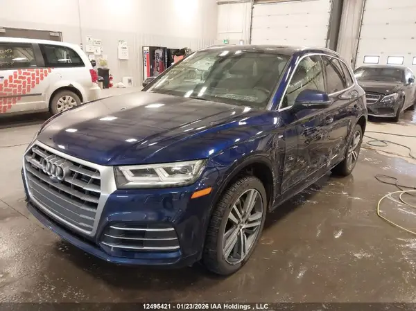 WA1FNAFY6J2039108 2018 AUDI Q5 - Image 2