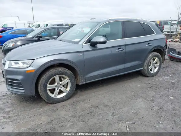 WA1FNAFY6J2242807 2018 AUDI Q5 - Image 2