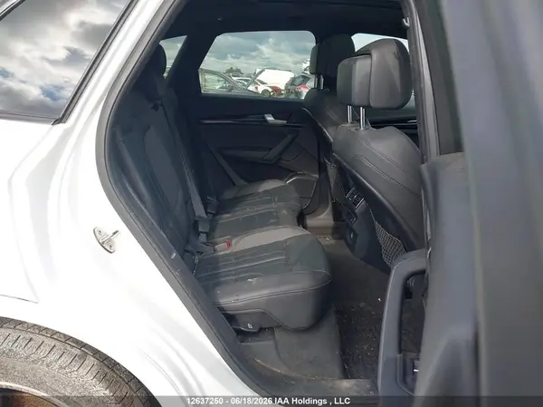 WA1FNAFY6K2063426 2019 AUDI Q5 - Image 8