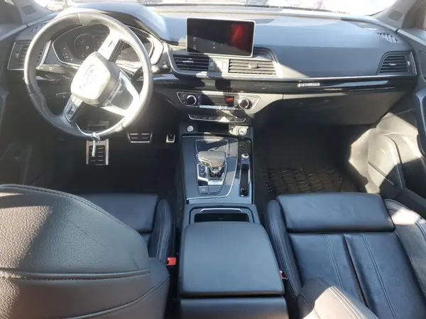 WA1FNAFY6K2131210 2019 AUDI Q5 - Image 8