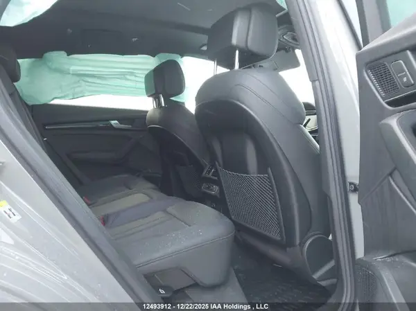 WA1FNAFY6L2004927 2020 AUDI Q5 - Image 8