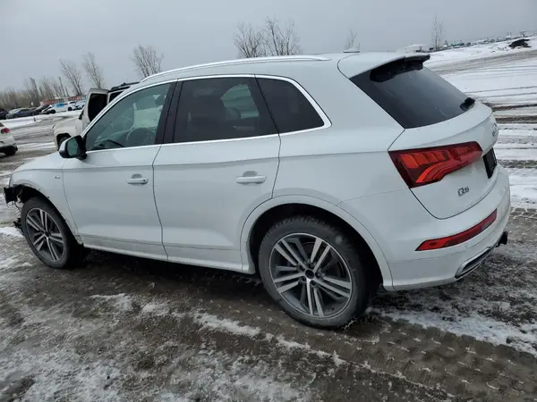 WA1FNAFY7J2180981 2018 AUDI Q5 - Image 2