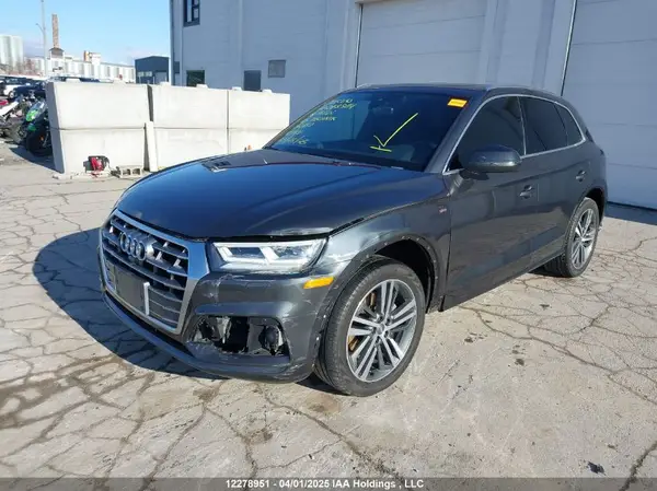 WA1FNAFY7J2192757 2018 AUDI Q5 - Image 2