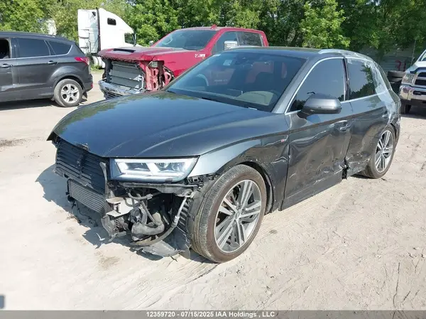 WA1FNAFY7K2046571 2019 AUDI Q5 - Image 2