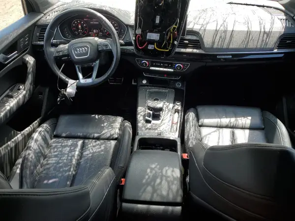 WA1FNAFY7L2046622 2020 AUDI Q5 - Image 8